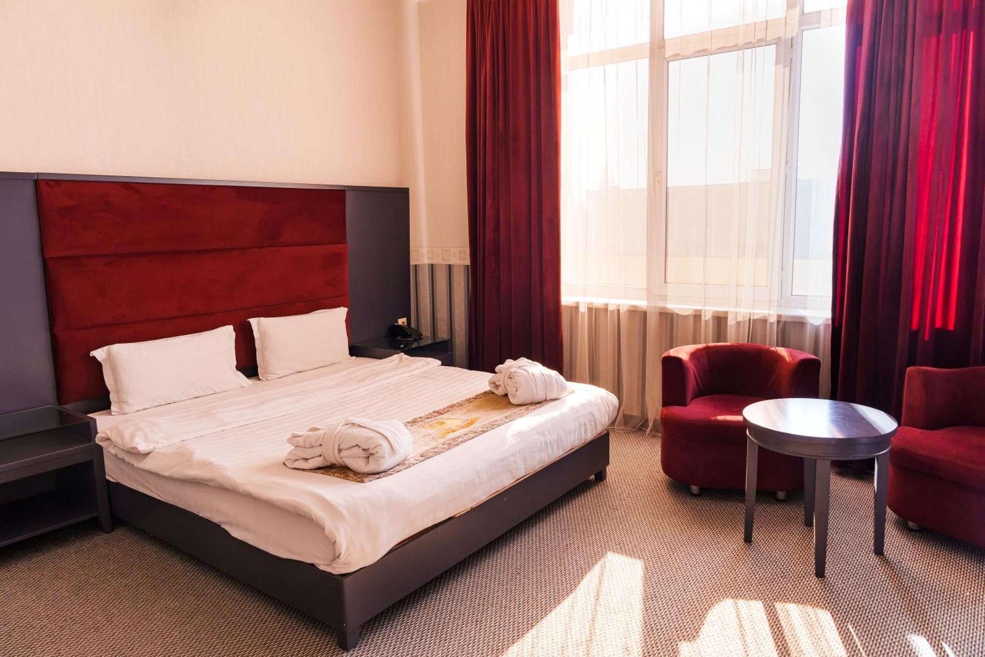 Almaty Grand Erbil Hotel Eksteriør bilde