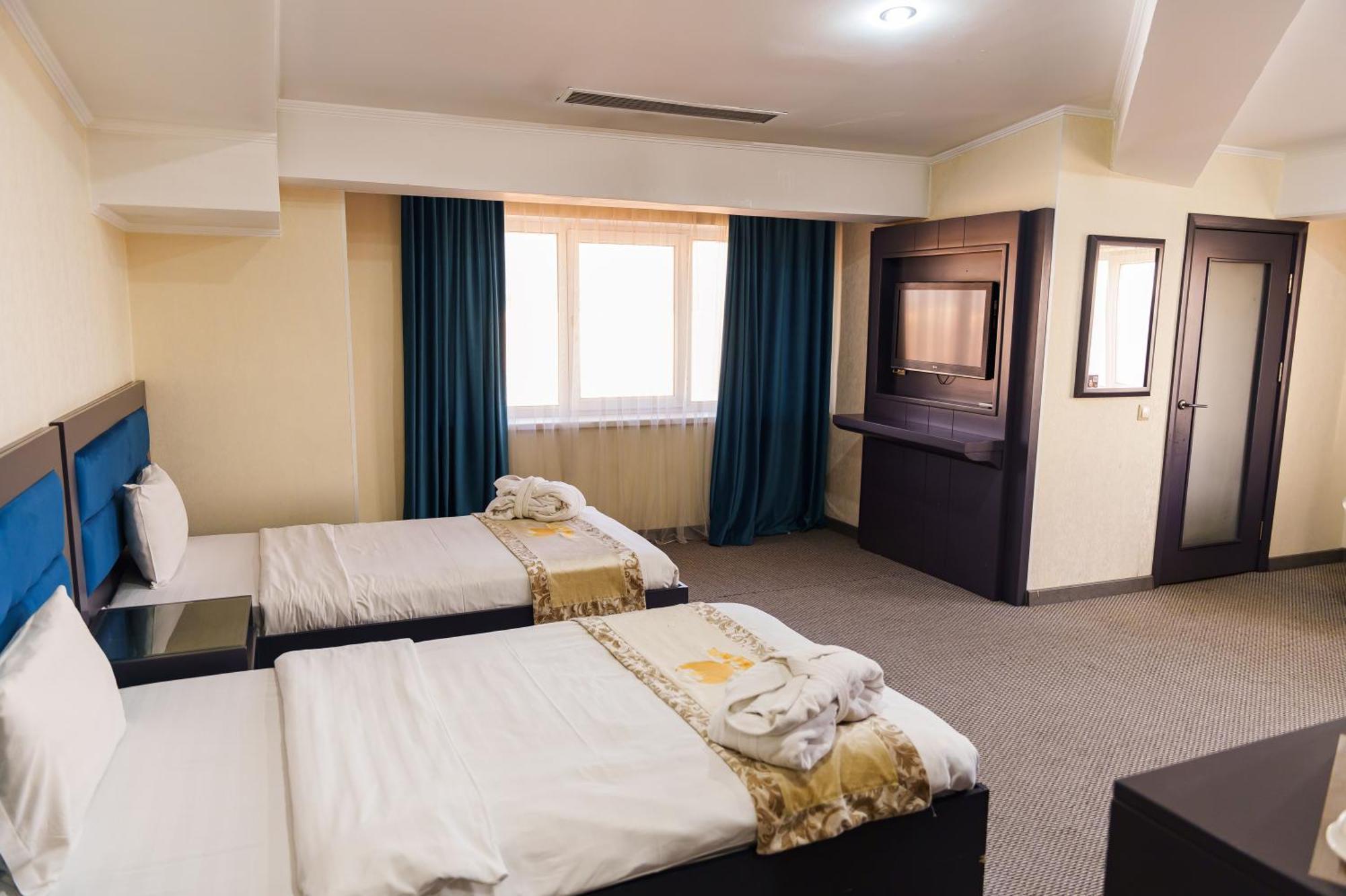 Almaty Grand Erbil Hotel Eksteriør bilde