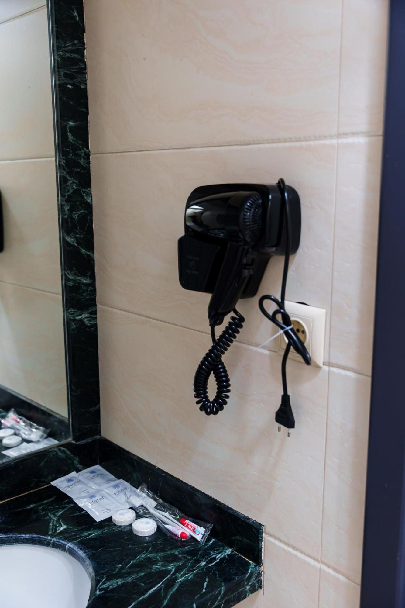 Almaty Grand Erbil Hotel Eksteriør bilde